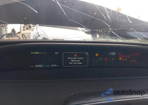 2021 Toyota Prius Le z USA, uszkodzony, nr VIN JTDKAMFU6M3143241